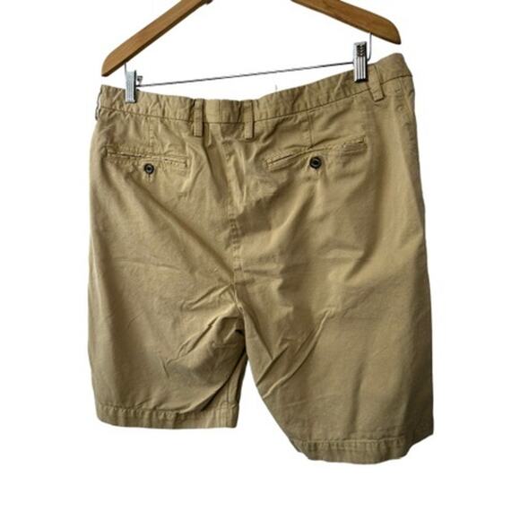 Tommy Bahama Flat Front Khaki Shorts Men's Size 38 - Picture 4 of 7